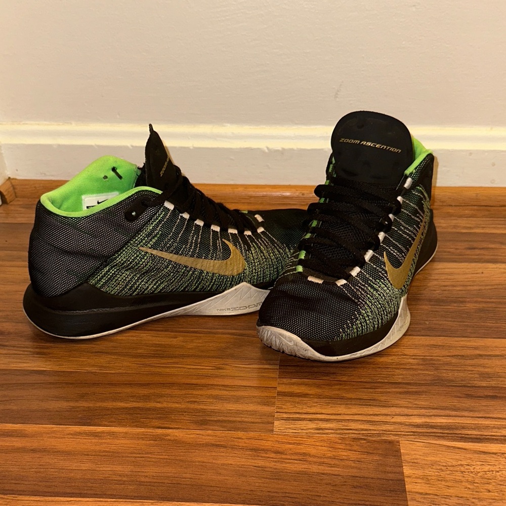 Nike Zoom High-Top Basketball Sneakers Black and Green Like New M9.5